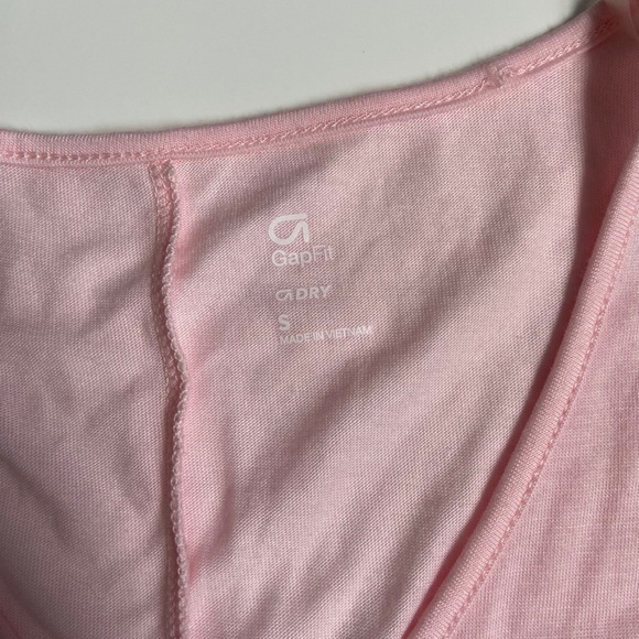 GapFit crop top - Picture 3 of 3